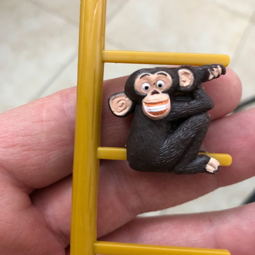 Madagascar chimpanzee used, Happy Meal toy 20 cm