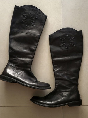 Cesare Paciotti vintage leather boots like new, black, size 37