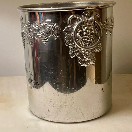 Moët & Chandon vintage champagne bucket used, aluminum