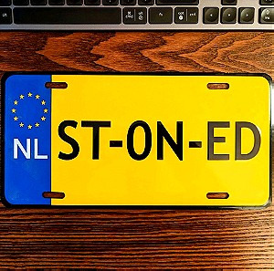 ST-ON-ED (τουριστικό-πινακίδα κυκλοφορίας ΕΕ)