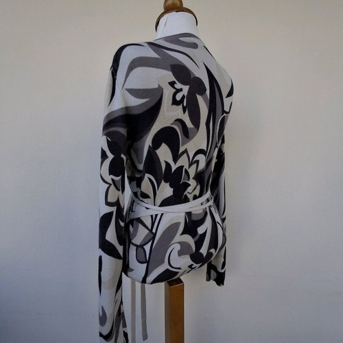 Pomodoro cardigan XL like new, white and grey