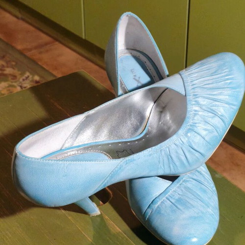 Blue pumps like new, size 39, 8 cm heel