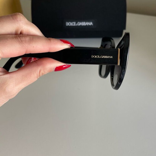 Dolce & Gabbana sunglasses cocobolo style butterfly, like new, black
