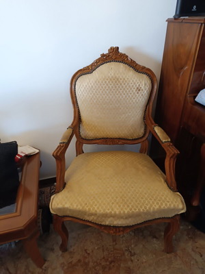 Chair solid wood classic carved used, needs upholstery repair
