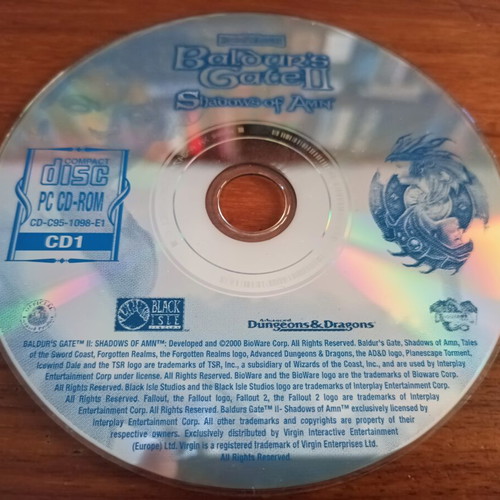 Baldur's Gate II Shadows of Amn PC game used, 4 CD set