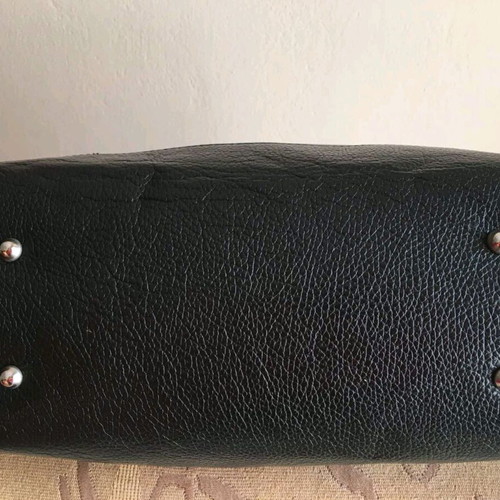 Black leather handbag like new
