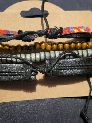 Set of 5 adjustable bracelets, new
