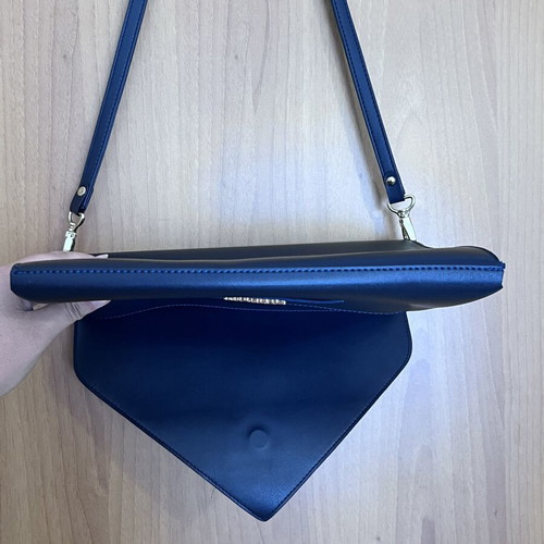 Elizabeth George Metallic Blue Shoulder Bag 2 in 1 new