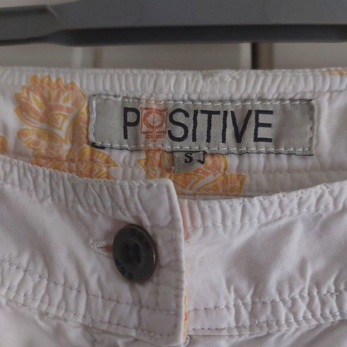 White shorts used size S with pockets
