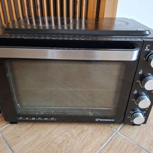 Morris stove oven used with marks on stovetop