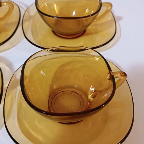 Vereco amber color cups with saucers set of 6 like new