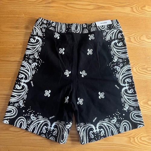 Zara shorts black with white paisley L new