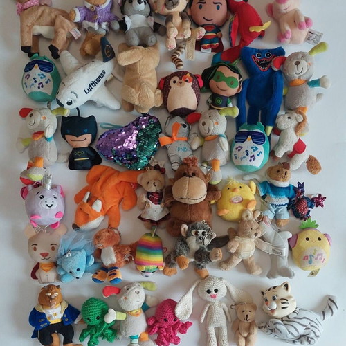Plush toys like new, set of multiple pieces