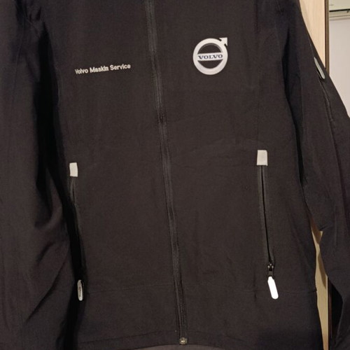 Volvo jacket new without tag, size L