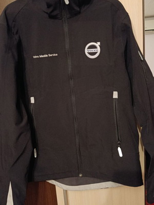 Volvo jacket new without tag, size L