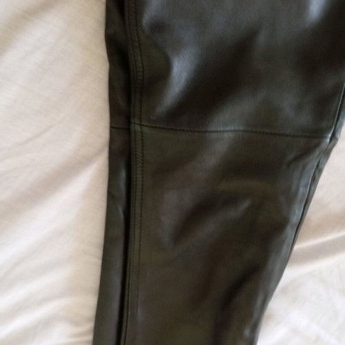 Guess leather trousers size S like new, black