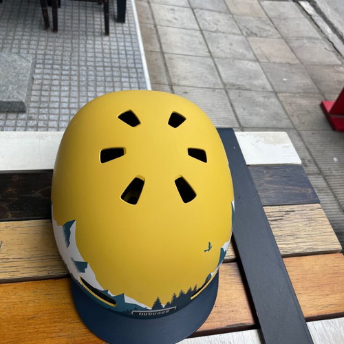 Helmet for electric scooter and bicycle like new