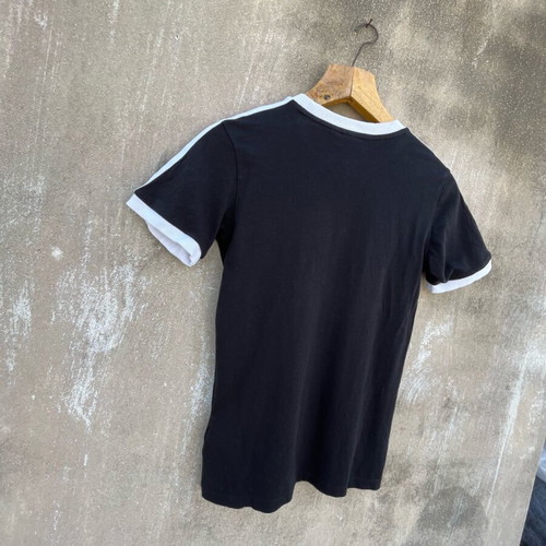 Adidas top used, size XS-S, black and white