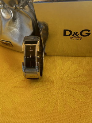 Ρολόι Dolce Gabana χειροπέδα με μαύρο δέρμα σαν καινούργιο