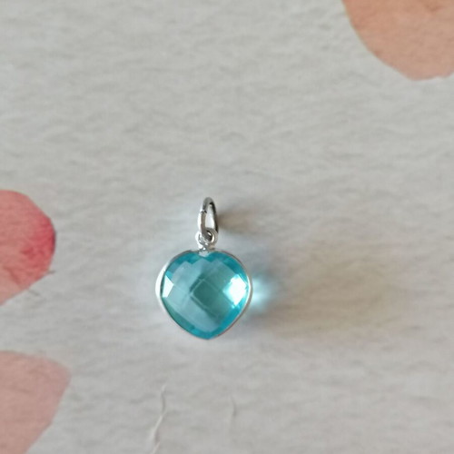 Silver 925 pendant with aqua heart-shaped stone new