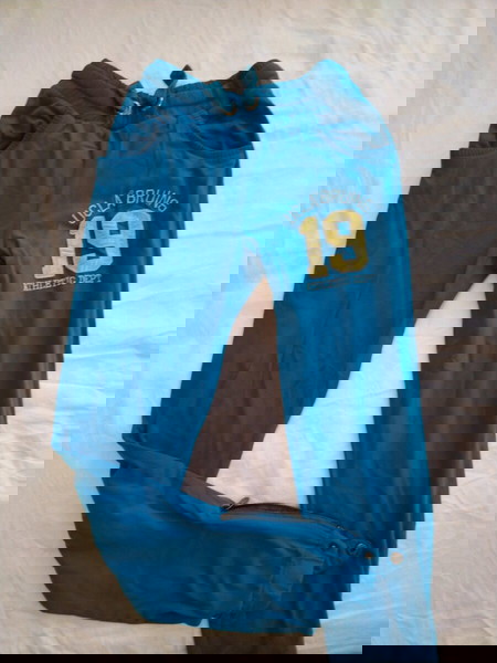 UCLA φορμα