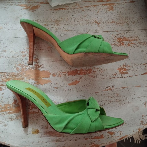 Mule Danos green sandals like new, size 39