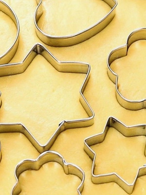 Set of 12 stainless steel cookie cutters Spices Bazaar new