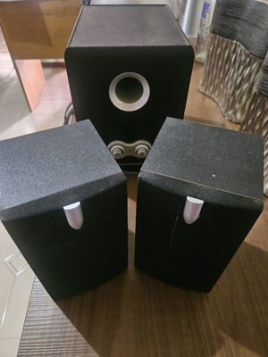 Speakers with woofer for computer used in excellent condition