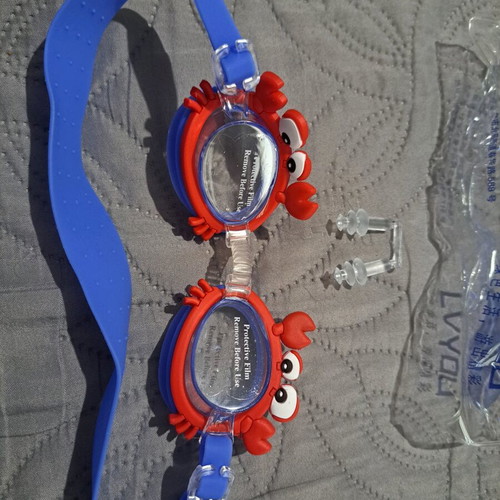Children's swimming goggles set crab LVYOU6 new with earplugs