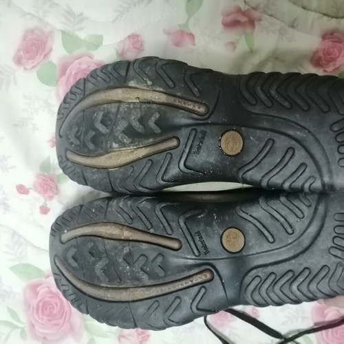 Timberland casual waterproof shoes size 43 used, beige and black