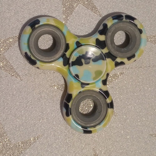 Spinner like new without box