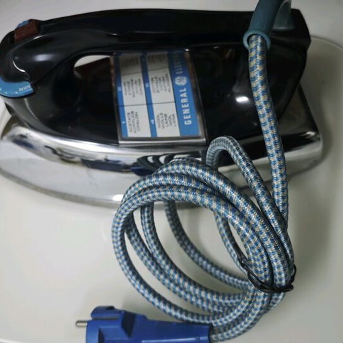 General Electric iron used, American, 70s vintage