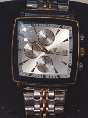 Poedagar 866 Luxury Wristwatch like new, silver, quartz chronograph