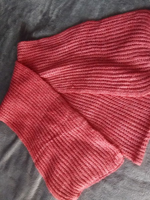 Pink scarf used, length 202cm