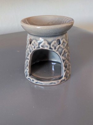 Aromatherapy burner small dark color new
