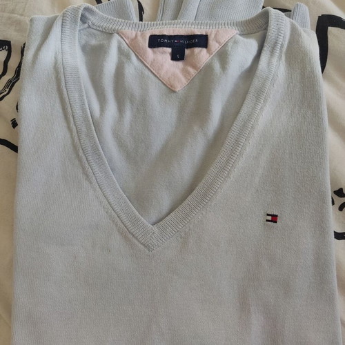 Tommy Hilfiger women's blue v neck regular classic top used, Small
