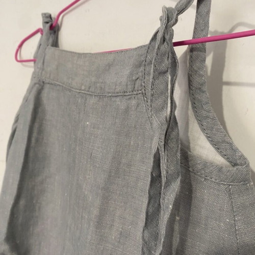 Trussardi baby linen dress with adjustable straps, pockets, like new 18-24 months