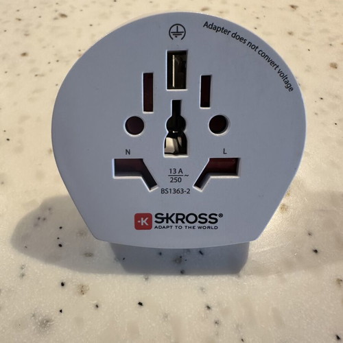 Skross Universal Travel Plug Adapter for Schuko 16A 100-250V