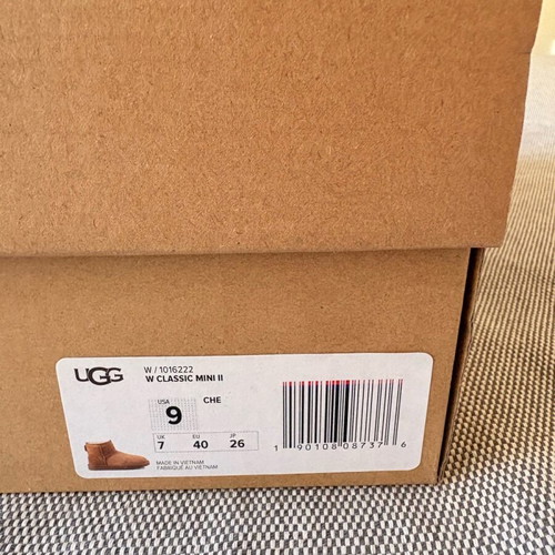 Ugg ankle boots new, size 40, beige
