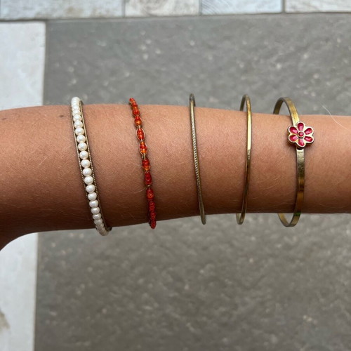Bracelets set of 5 pieces with beads and designs