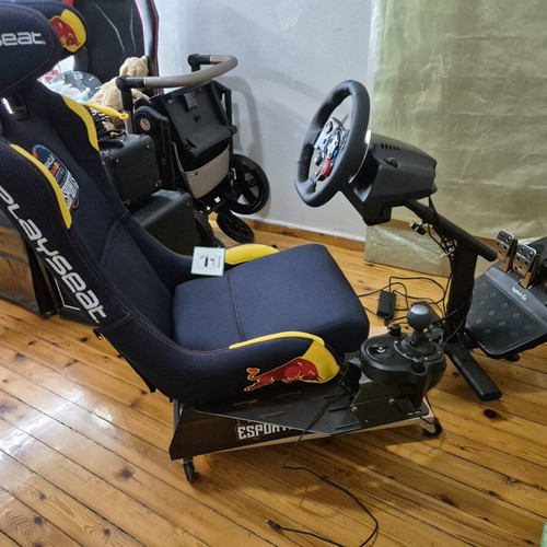 Playseat Red Bull Racing game seat with Logitech G29 wheel and gearshift, like new