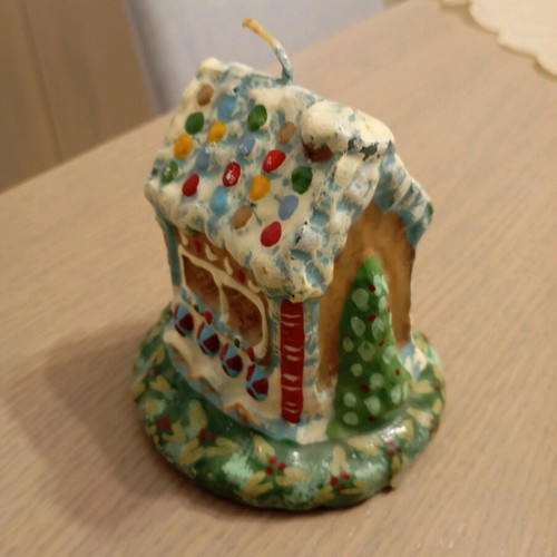 Christmas candle medium size in excellent condition