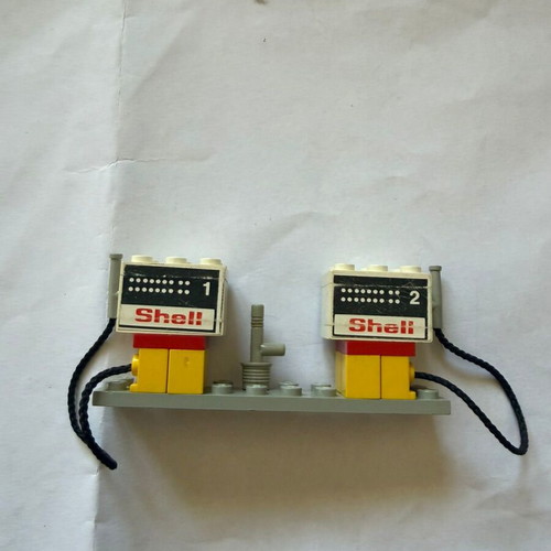 6610 Lego Town Shops and Services Gas Pumps vintage set