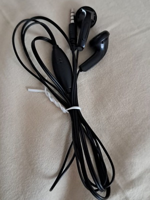 Handsfree ακουστικά με βύσμα 3,5mm like new