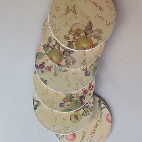 Trimar Orchard Nursery coaster set of 6 like new with storage base