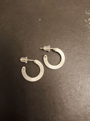 Silver 925 hoop earrings like new