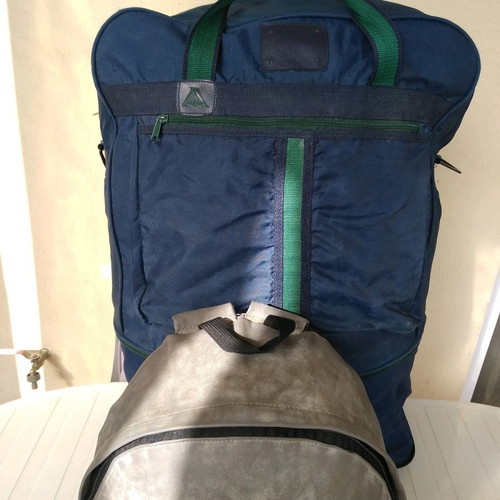 Travel sacks used, set of 2 with wheels and double bottom
