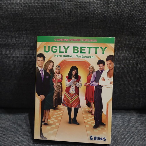 Ugly Betty Season 1 DVD used, 6 disc box set