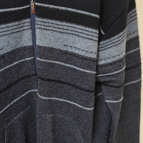 Wool cardigan used, black and gray, size L