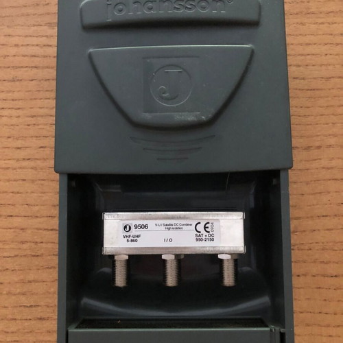Johansson 9506 VHF+UHF/SAT DC Combiner like new